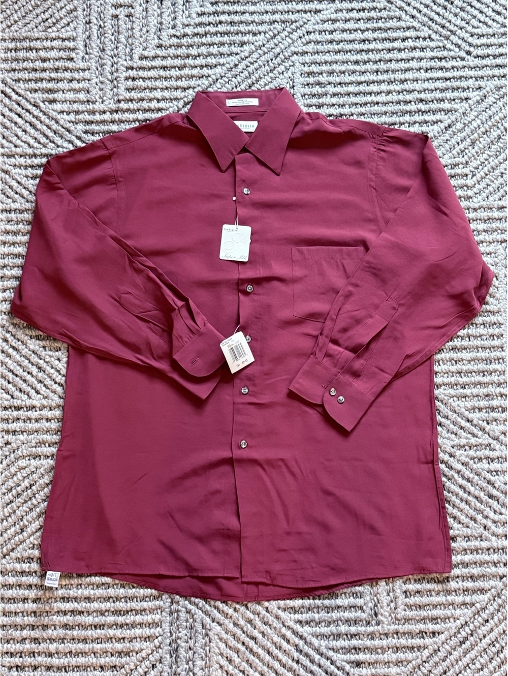 Van Heusen Super Silk Men's Dress Shirt Large Burgundy